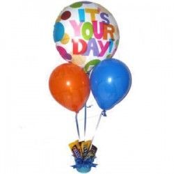 Cubeta de Chocolates con Globos